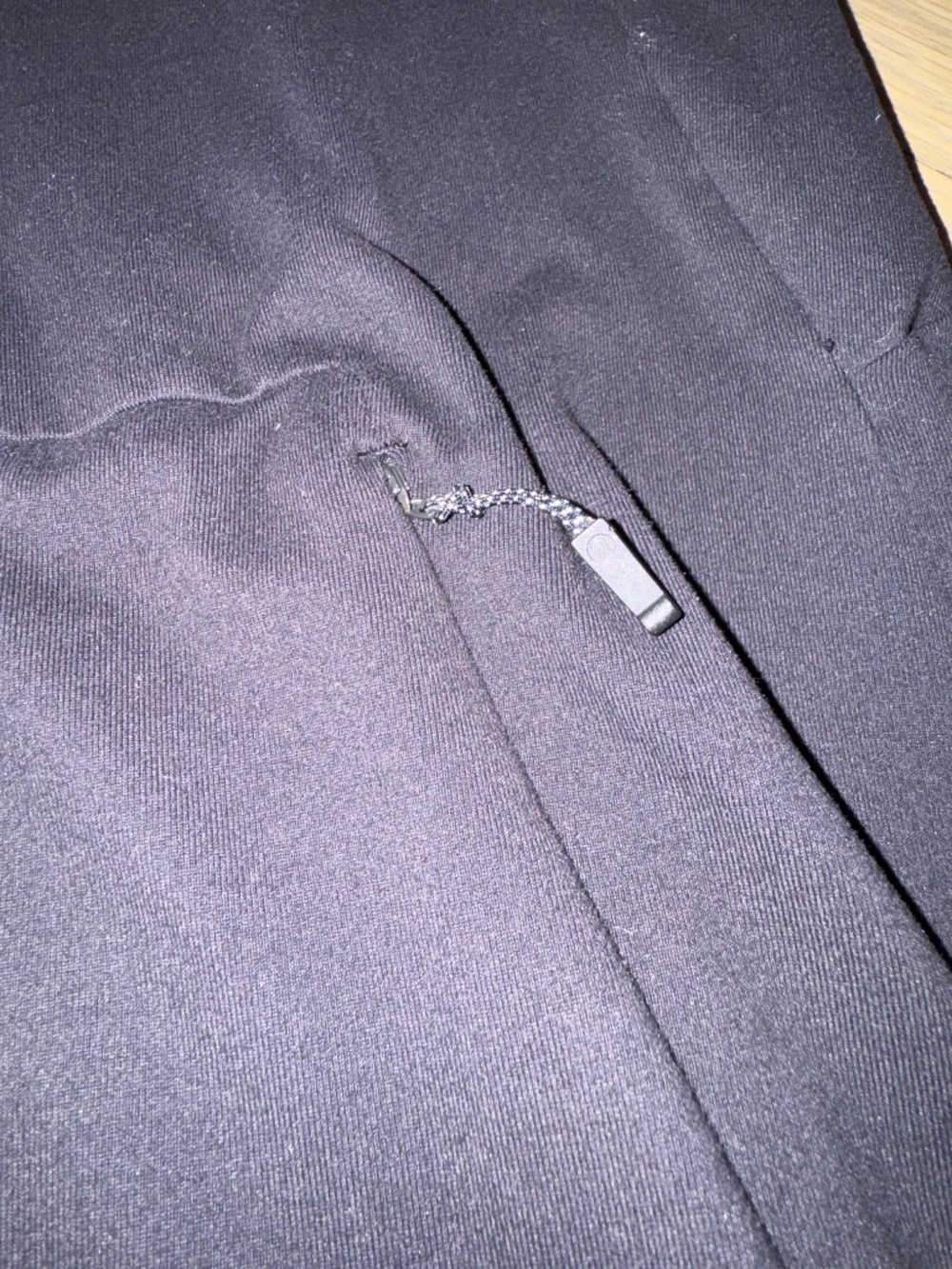 Men's Lululemon Hoodie - Black, Size Large - Picture 5 of 5